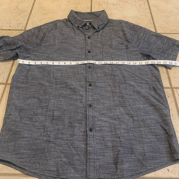 Men's Hurley Short Sleeve Button-Up Shirt - Grey Chambray Palm Tree Print - L - Picture 4 of 6